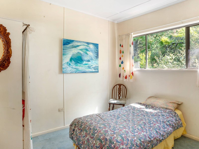 27 Toulon Avenue, Wentworth Falls NSW 2782