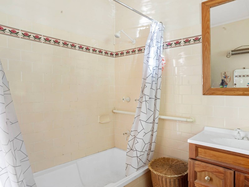 27 Toulon Avenue, Wentworth Falls NSW 2782