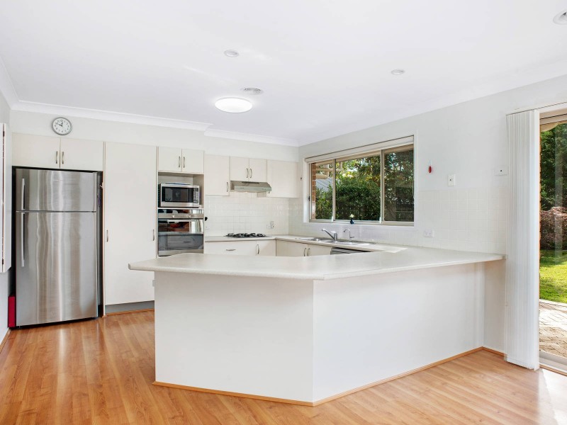 66 Darwin Avenue, Wentworth Falls NSW 2782