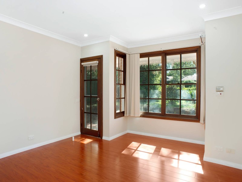 3 Maple Grove, Wentworth Falls NSW 2782
