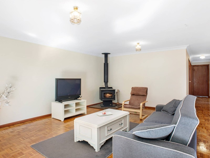 19 Shortland Street, Wentworth Falls NSW 2782