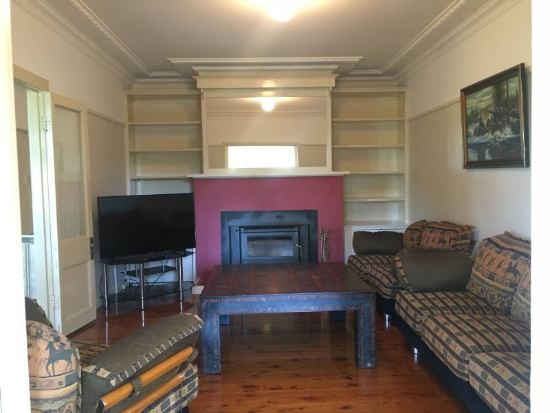 B/31 Nelson Avenue, Wentworth Falls NSW 2782