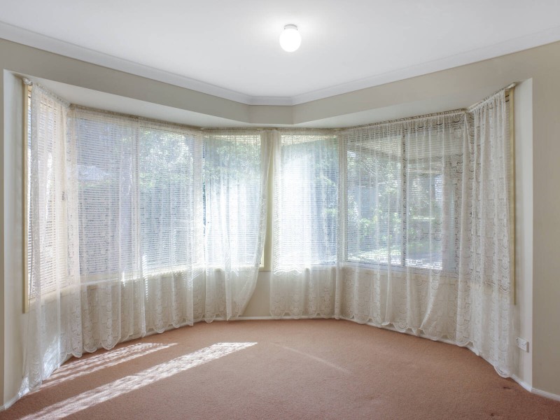 84 Dalrymple Avenue, Wentworth Falls NSW 2782