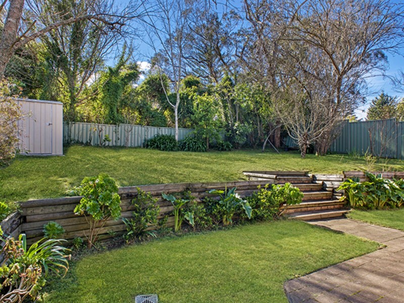 84 Dalrymple Avenue, Wentworth Falls NSW 2782