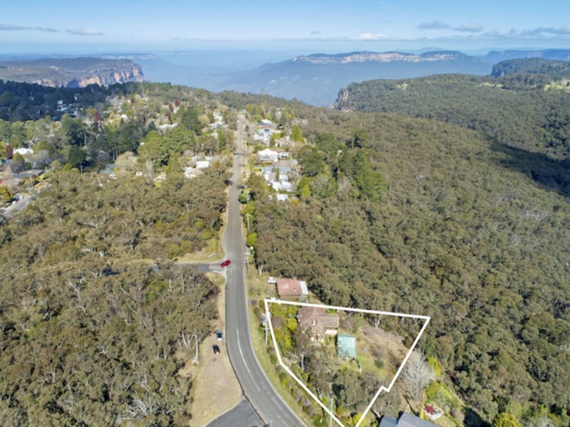45 Valley Road, Wentworth Falls NSW 2782