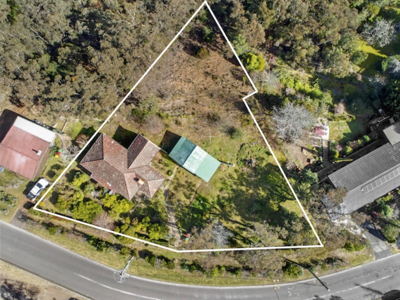 45 Valley Road, Wentworth Falls NSW 2782