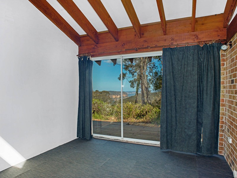 70-71 Bate Street, Wentworth Falls NSW 2782