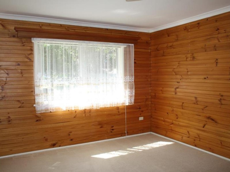 19 Dalrymple Avenue, Wentworth Falls NSW 2782