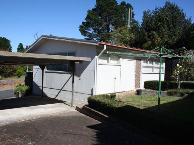 220 Great Western Highway, Wentworth Falls NSW 2782