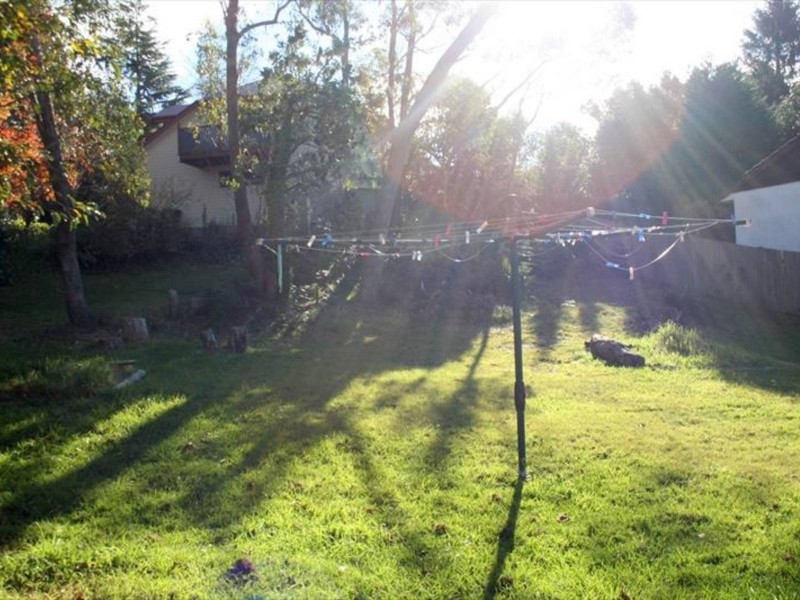 22 Tarella Road, Wentworth Falls NSW 2782