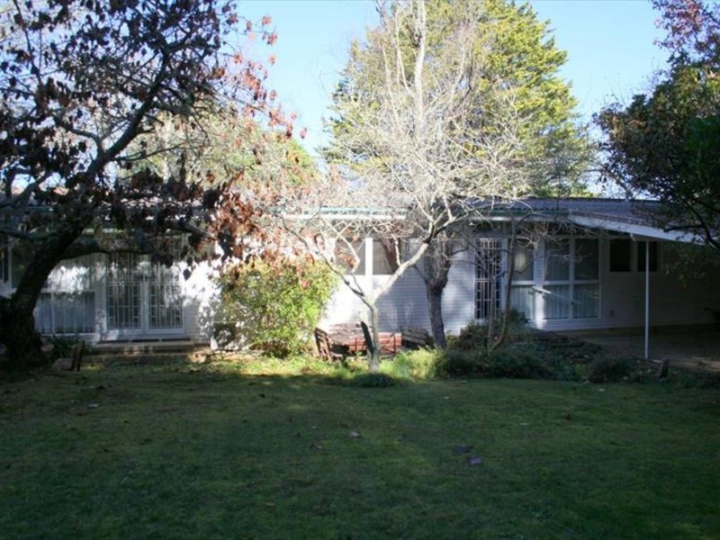 6 BELLEVUE ROAD, Wentworth Falls NSW 2782