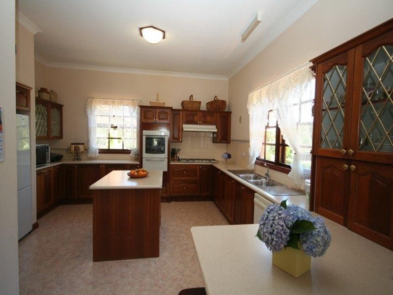 57 Ellsmore Rd, Bundanoon NSW 2578