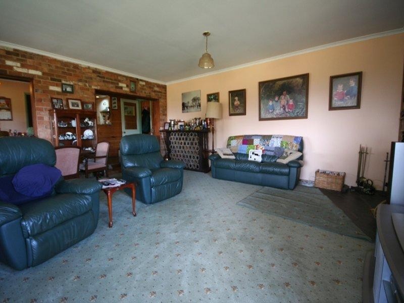 - Brayton Rd, Marulan NSW 2579