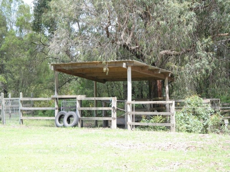 212 Teudts Rd, Bundanoon NSW 2578