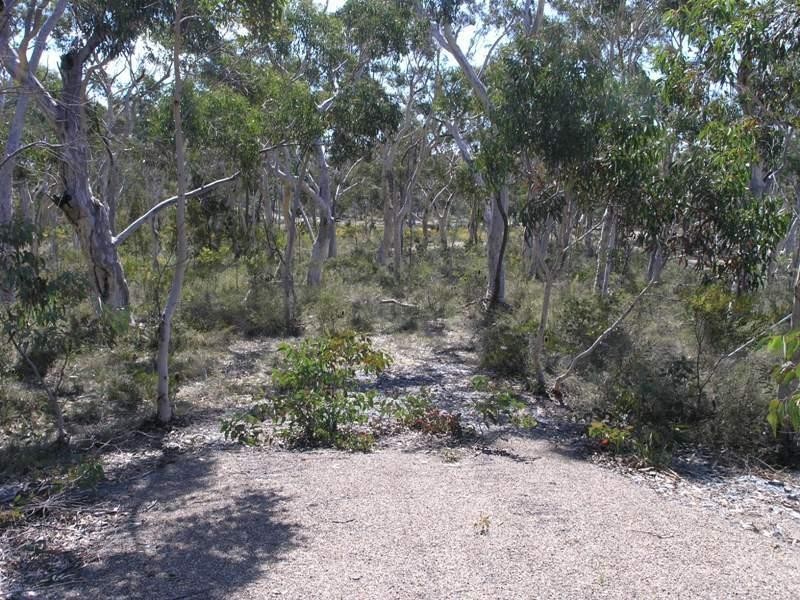 - Banksia  St, Tallong NSW 2579