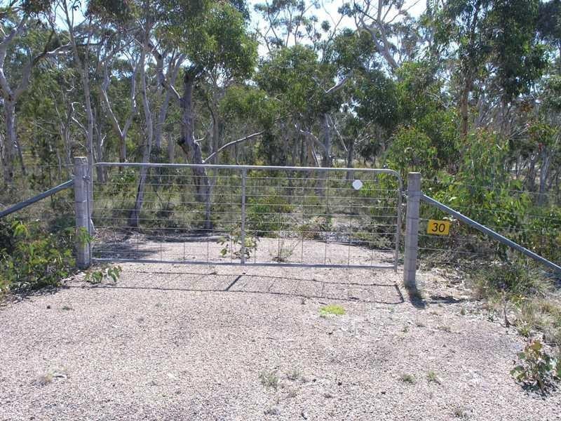 - Banksia  St, Tallong NSW 2579