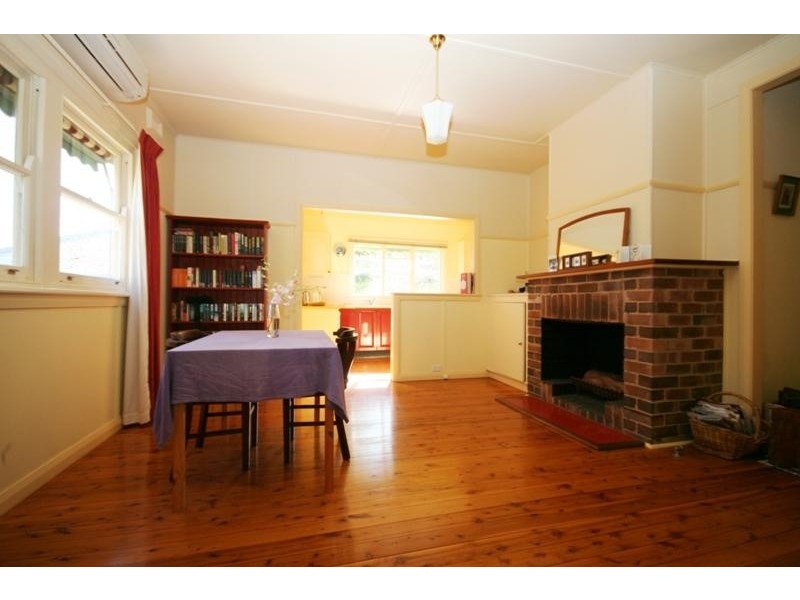 73 Railway Ave, Bundanoon NSW 2578