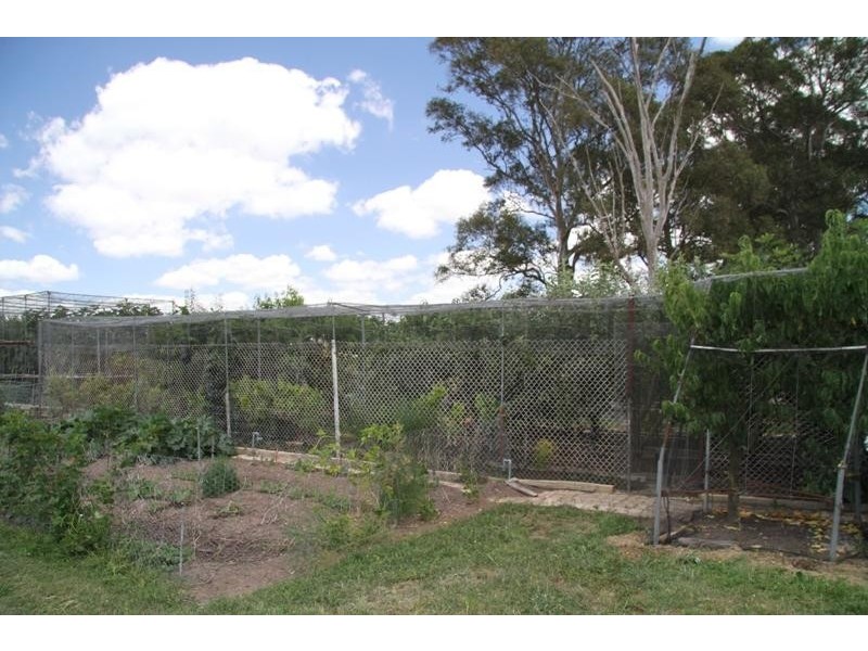 32 George St, Marulan NSW 2579