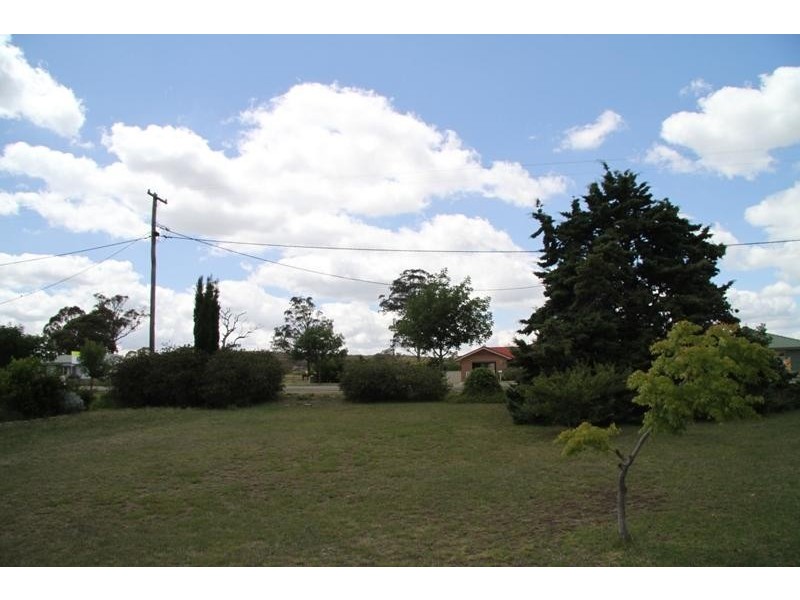 32 George St, Marulan NSW 2579