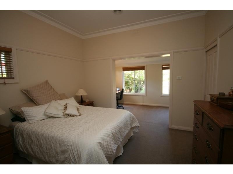 24 William St, Bundanoon NSW 2578