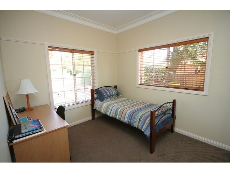 24 William St, Bundanoon NSW 2578