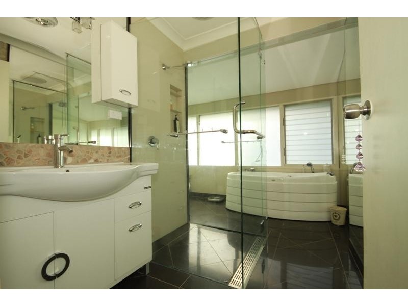 34 Bindar Cres, Bundanoon NSW 2578