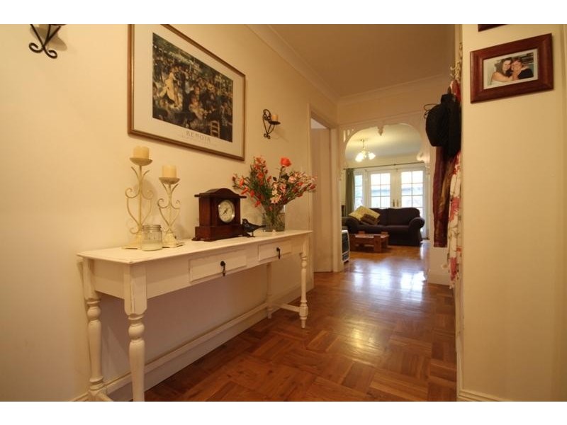1 Ellsmore Rd, Bundanoon NSW 2578