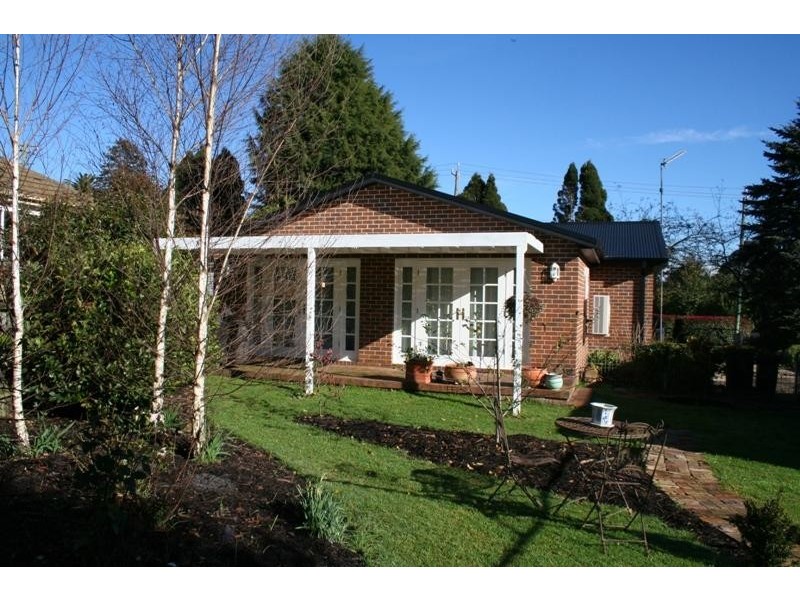 1 Ellsmore Rd, Bundanoon NSW 2578
