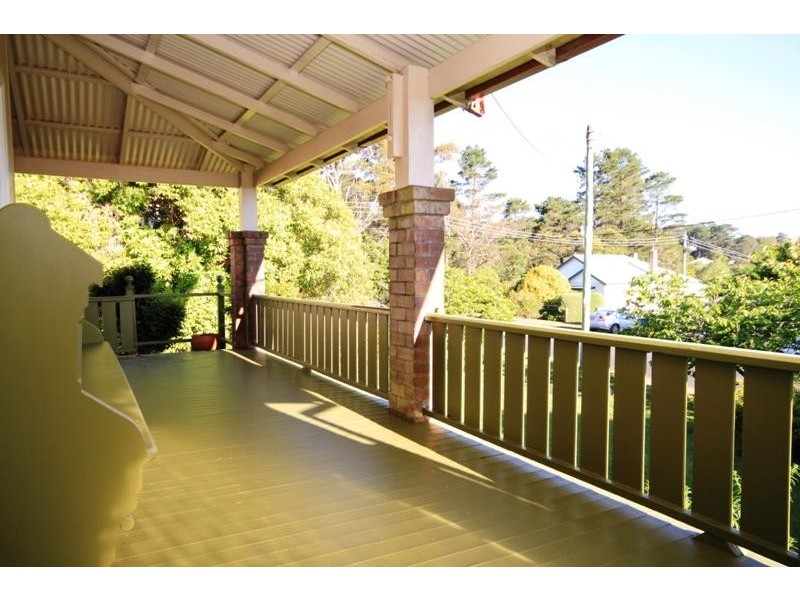 5 Barnett Ave, Bundanoon NSW 2578