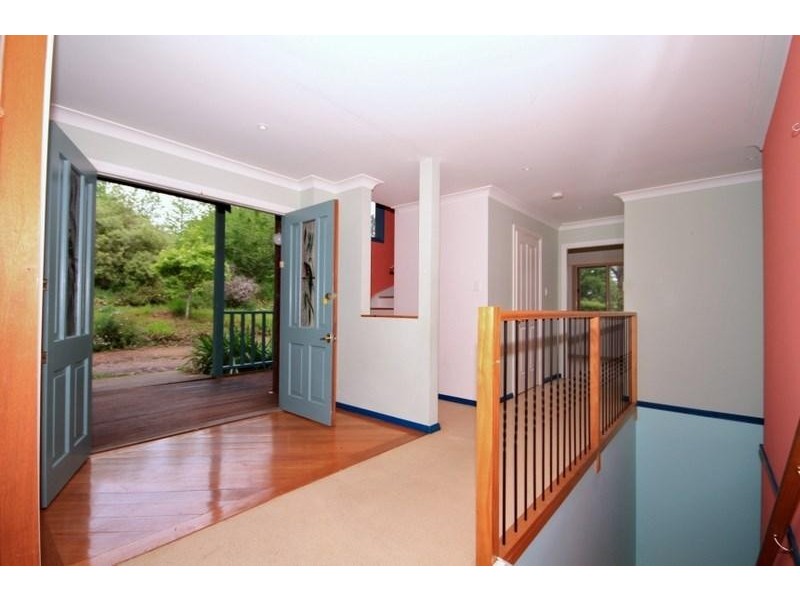 11 Ben Nevis Cct, Bundanoon NSW 2578