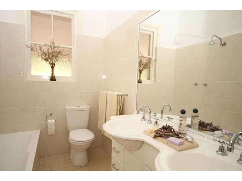 31 Railway Ave, Bundanoon NSW 2578