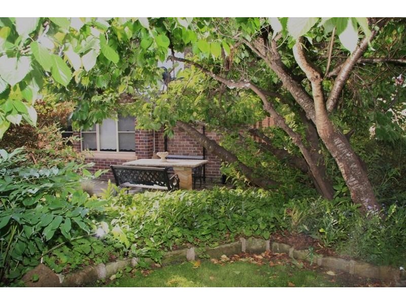 31 Railway Ave, Bundanoon NSW 2578