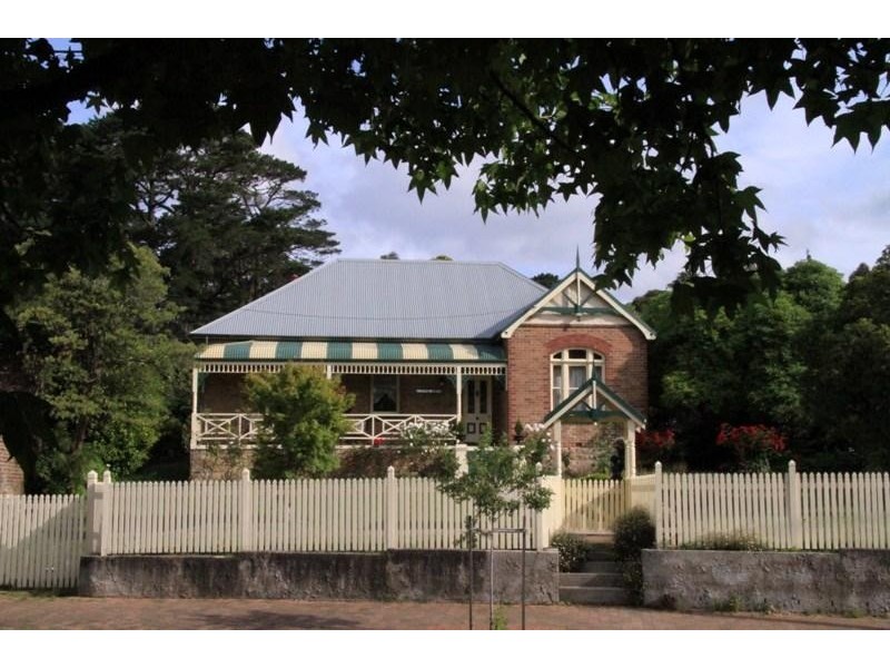 31 Railway Ave, Bundanoon NSW 2578