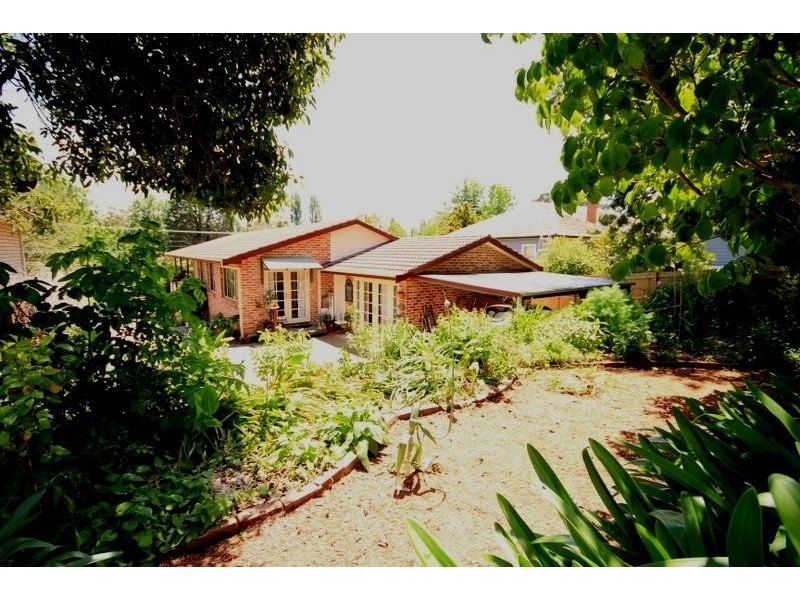 57 Railway Ave, Bundanoon NSW 2578