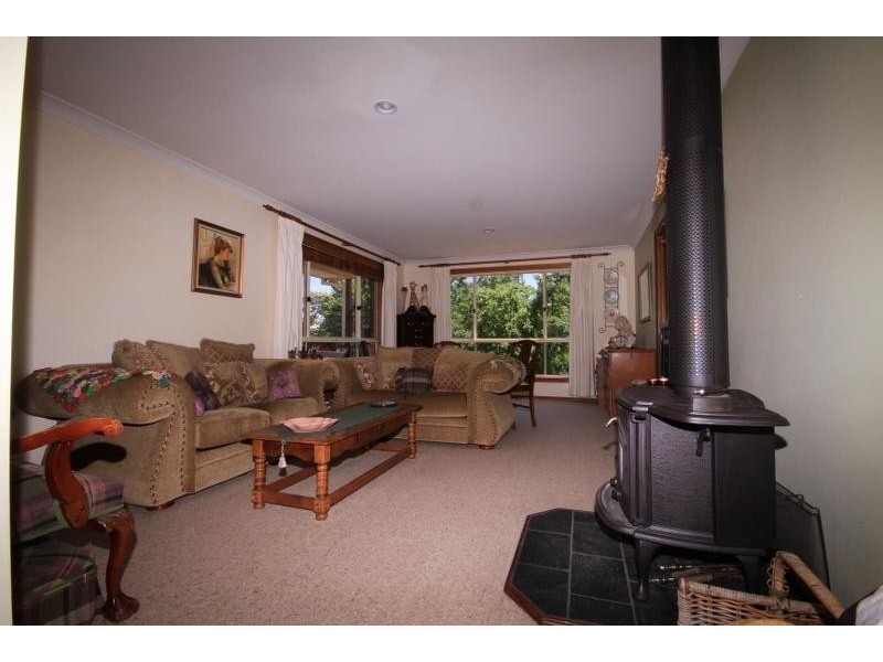 57 Railway Ave, Bundanoon NSW 2578
