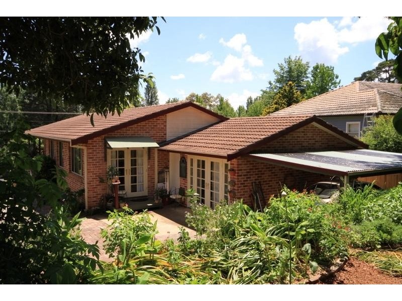 57 Railway Ave, Bundanoon NSW 2578