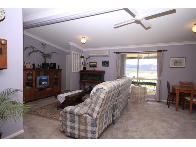 Brayton NSW 2579