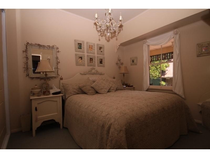 33 Railway Ave, Bundanoon NSW 2578