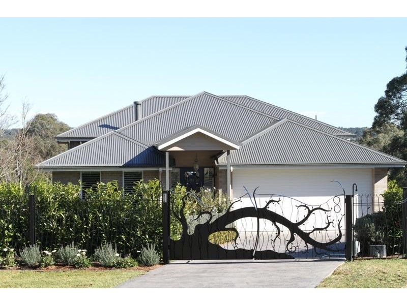 8 Lodge Lane, Bundanoon NSW 2578