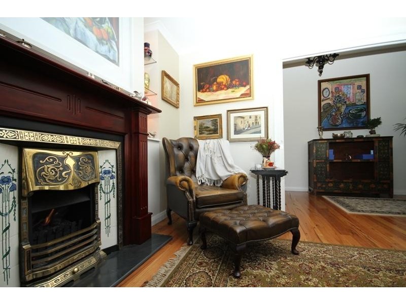 8 Lodge Lane, Bundanoon NSW 2578