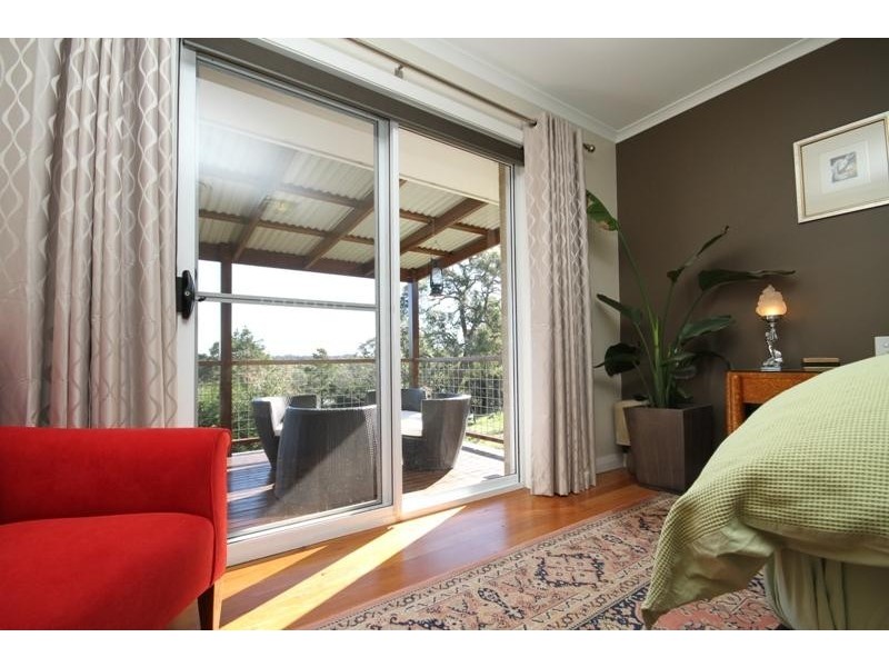 8 Lodge Lane, Bundanoon NSW 2578