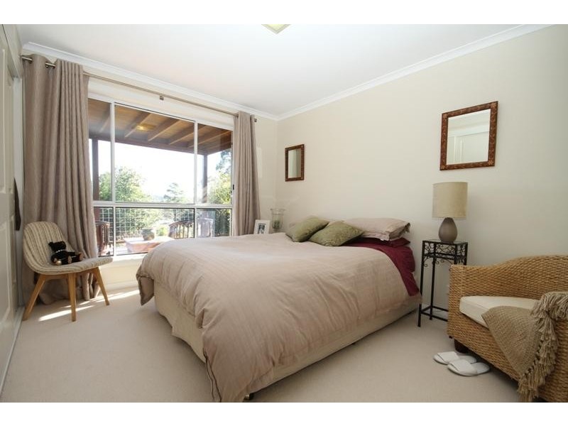 8 Lodge Lane, Bundanoon NSW 2578
