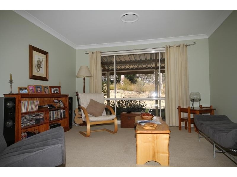30 Hakea Cl, Tallong NSW 2579