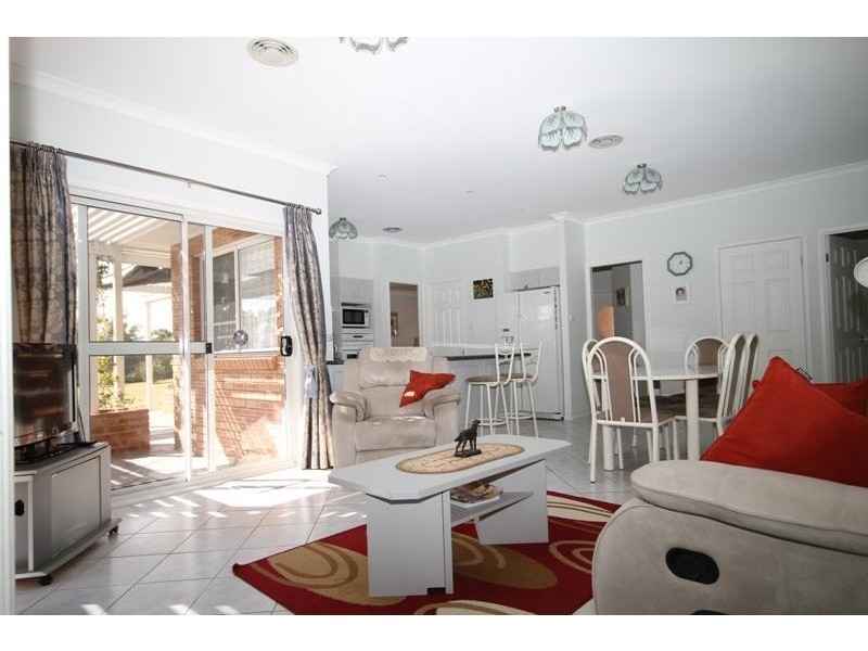 121 Mulwaree Dr, Tallong NSW 2579