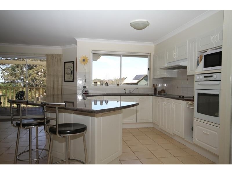 25 Brigadoon Dr, Bundanoon NSW 2578