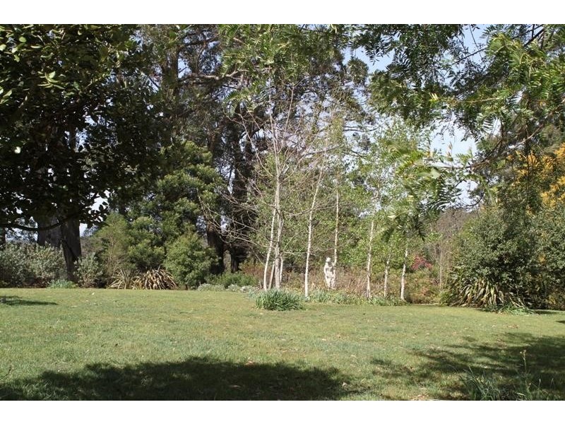 25 Brigadoon Dr, Bundanoon NSW 2578