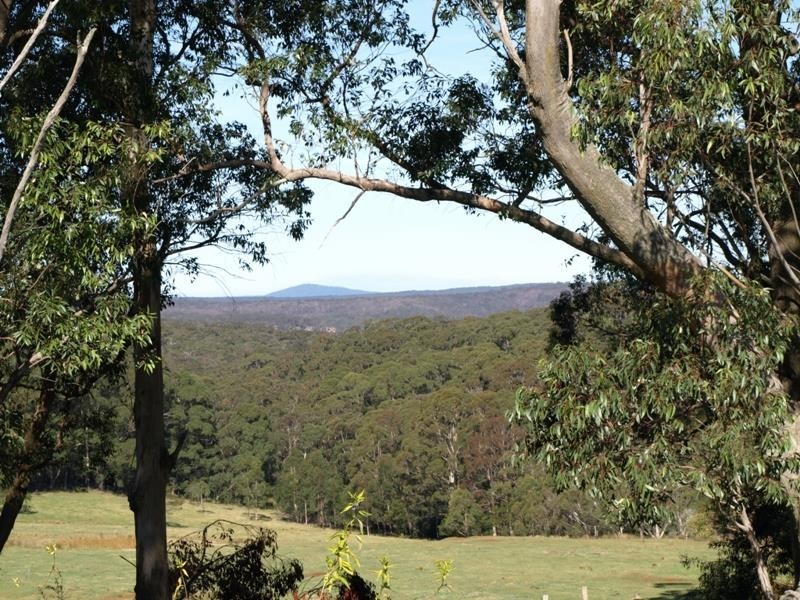 25 Brigadoon Dr, Bundanoon NSW 2578