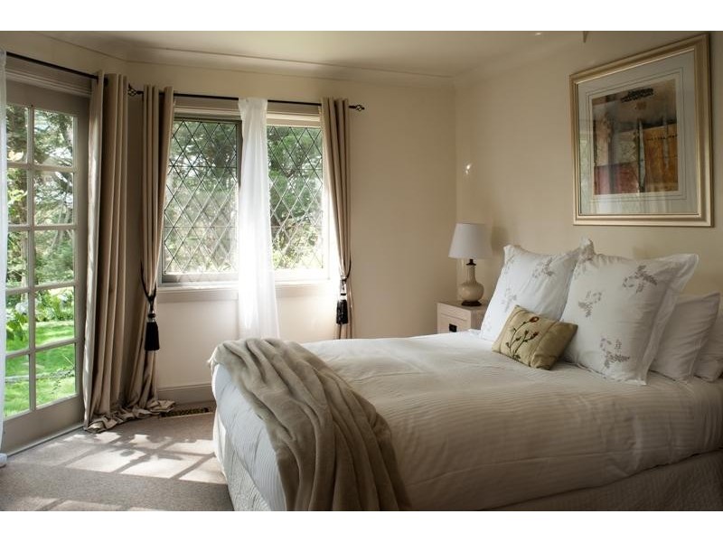 2 Ross St, Bundanoon NSW 2578