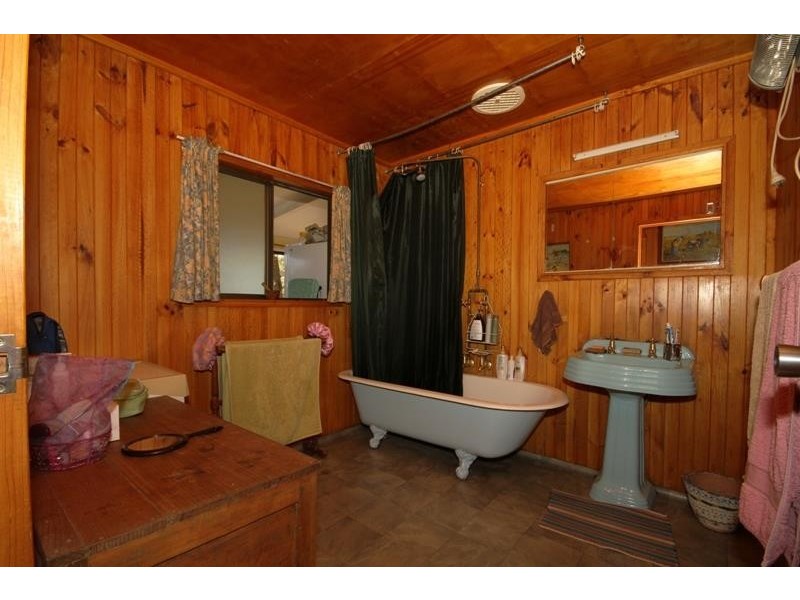 133 Forest Rd, Wingello NSW 2579