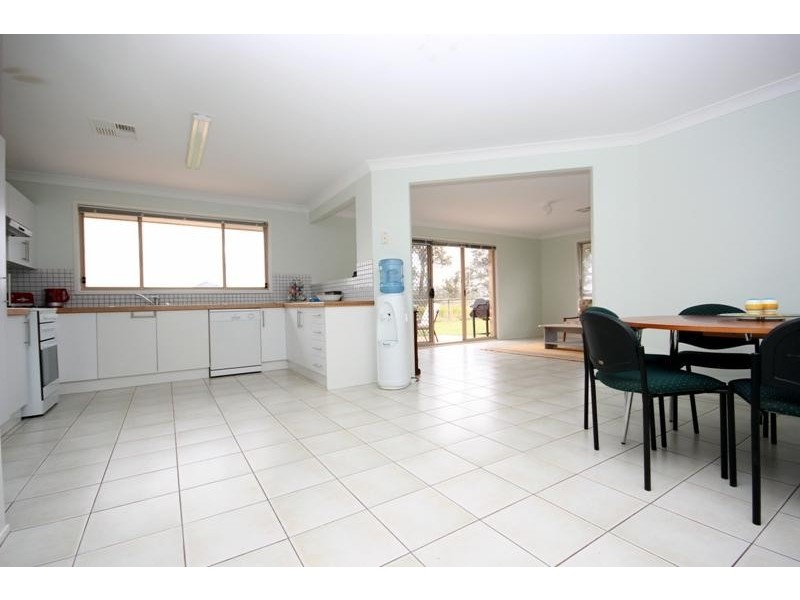 5 Patrick Pl, Marulan NSW 2579